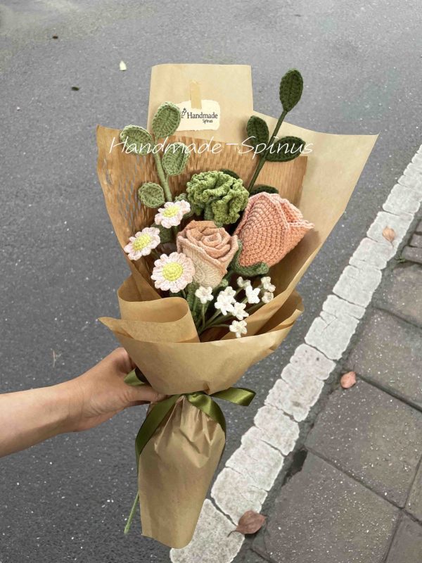 Handmade-Spinus Crochet Knit Bouquet