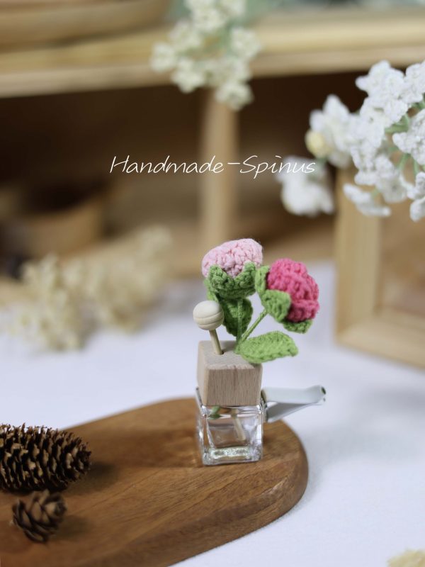 Handmade-Spinus car ornament