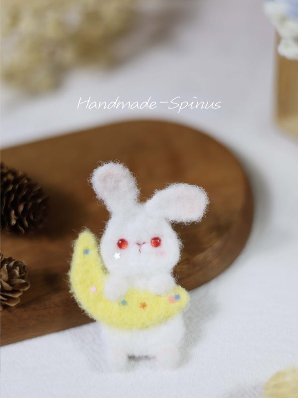 Handmade-Spinus Crochet Knit Rabbit Brooch