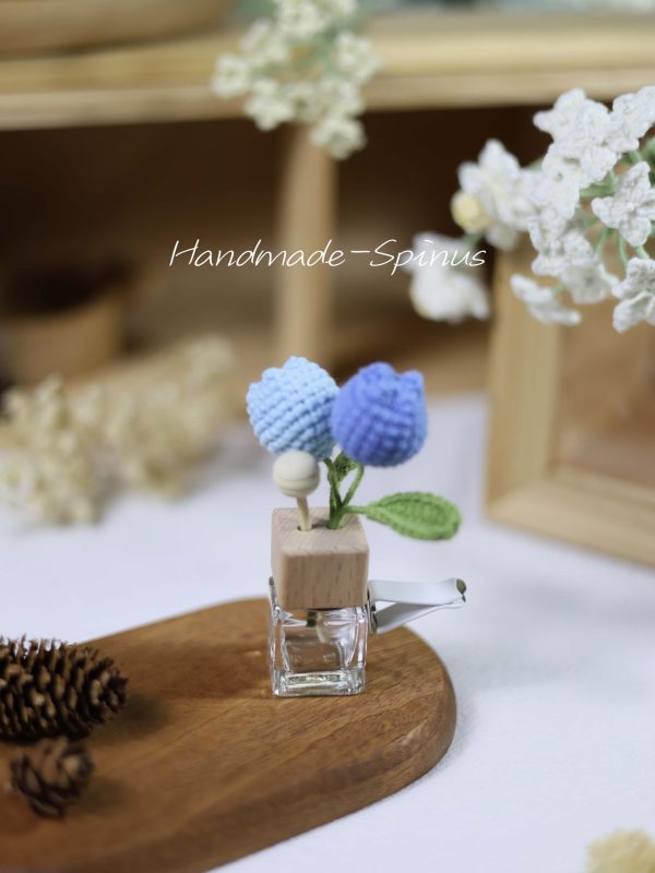 Handmade-Spinus car ornament
