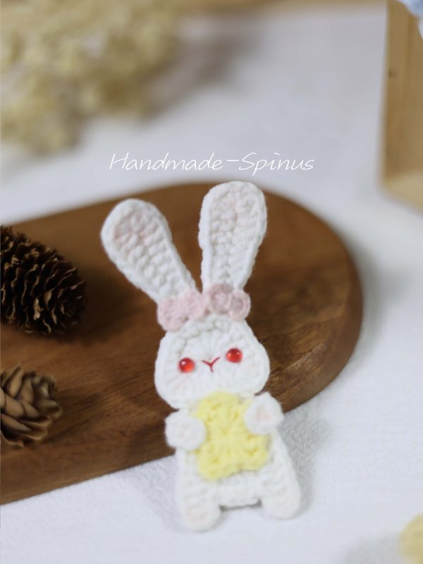 Handmade-Spinus Crochet Knit Rabbit Brooch